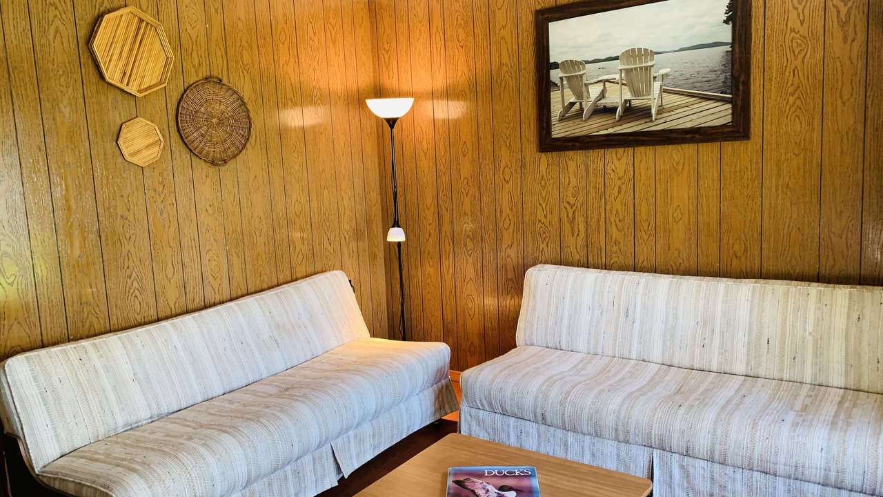 Photo of Livingroom in Unorganized Centre Parry Sound
