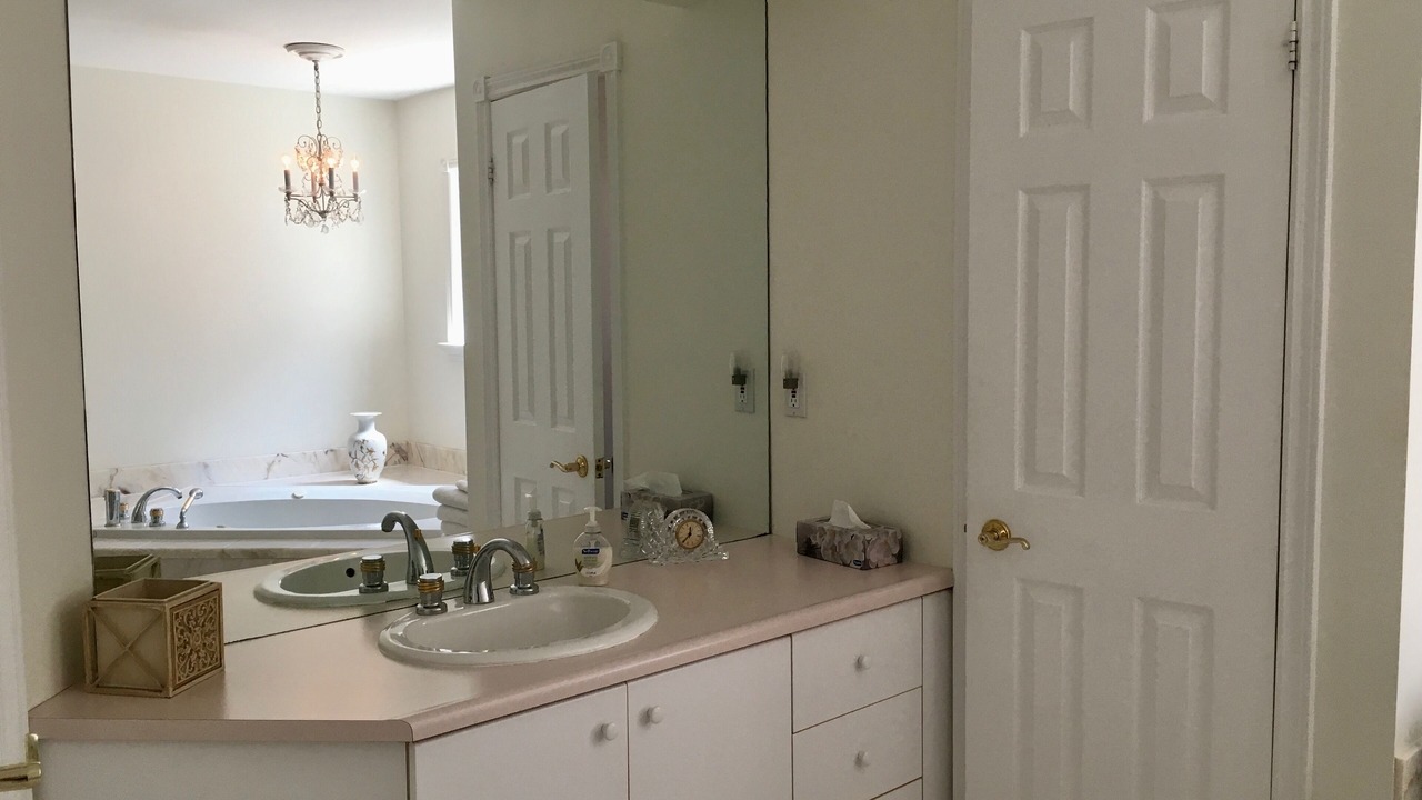 Photo of Bedroom in Fallingbrook