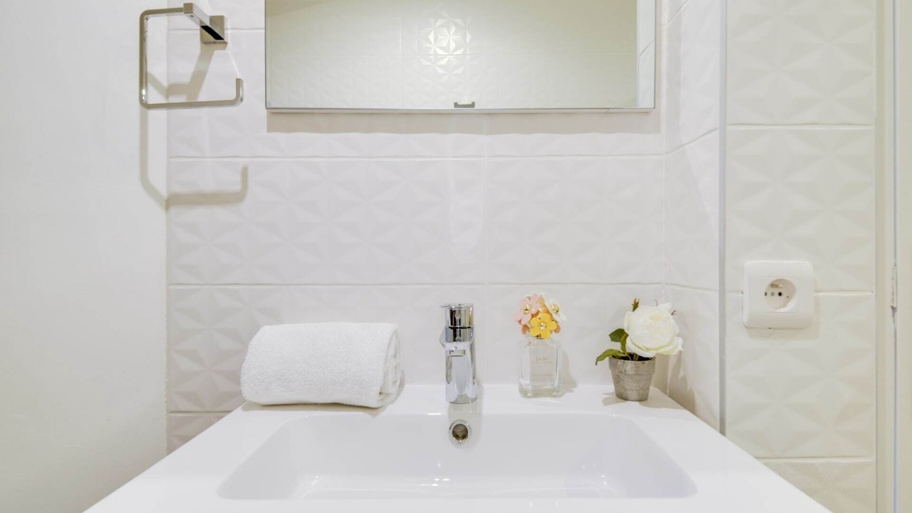 Photo of Bathroom in 9th Arrondissement