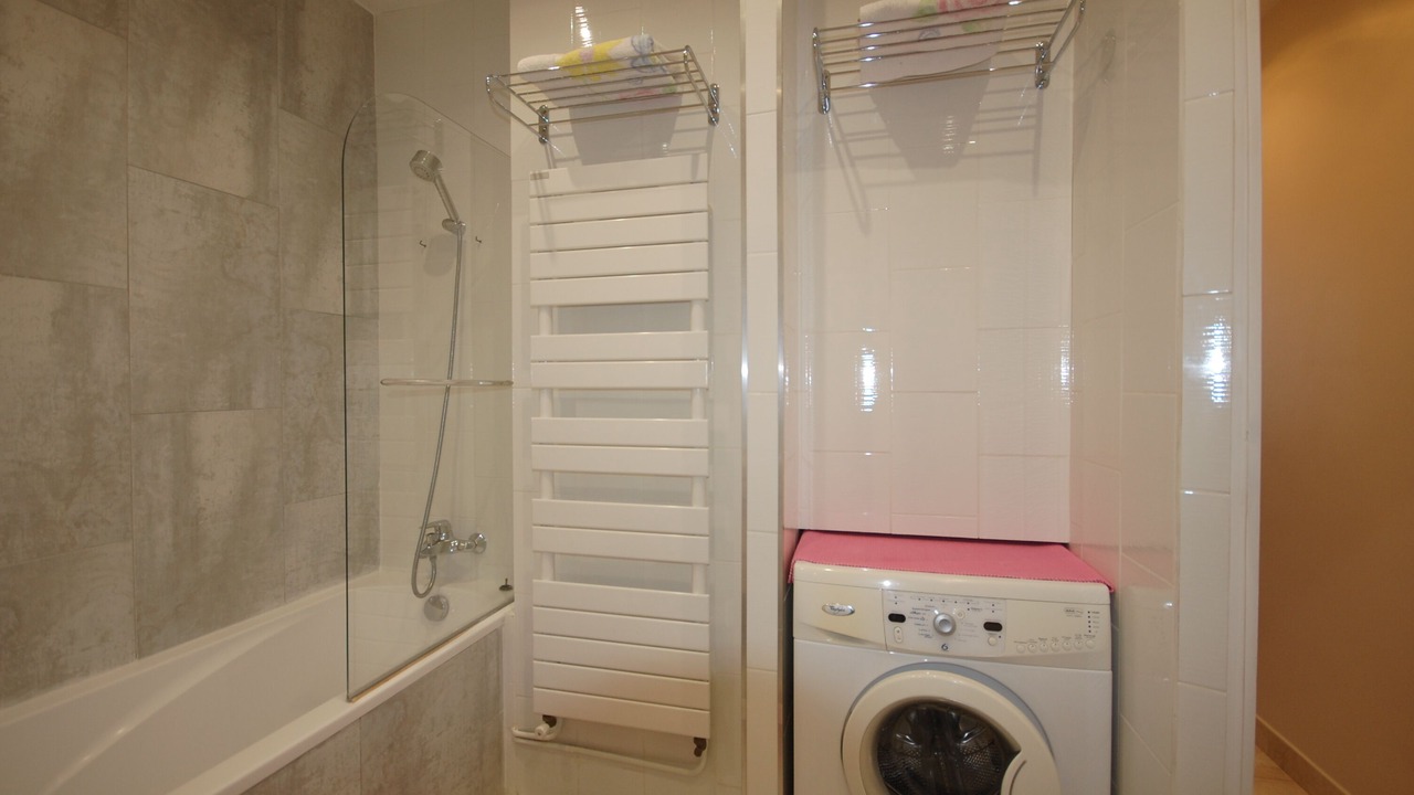 Photo of Bathroom in 8th Arrondissement