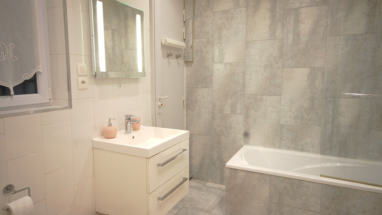 Photo of Bathroom in 8th Arrondissement