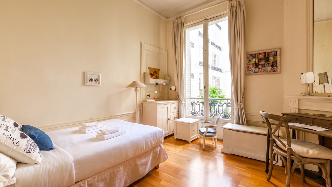 Photo of Bedroom in Ternes