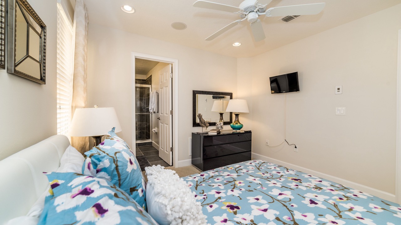 Photo of Bedroom in Davenport