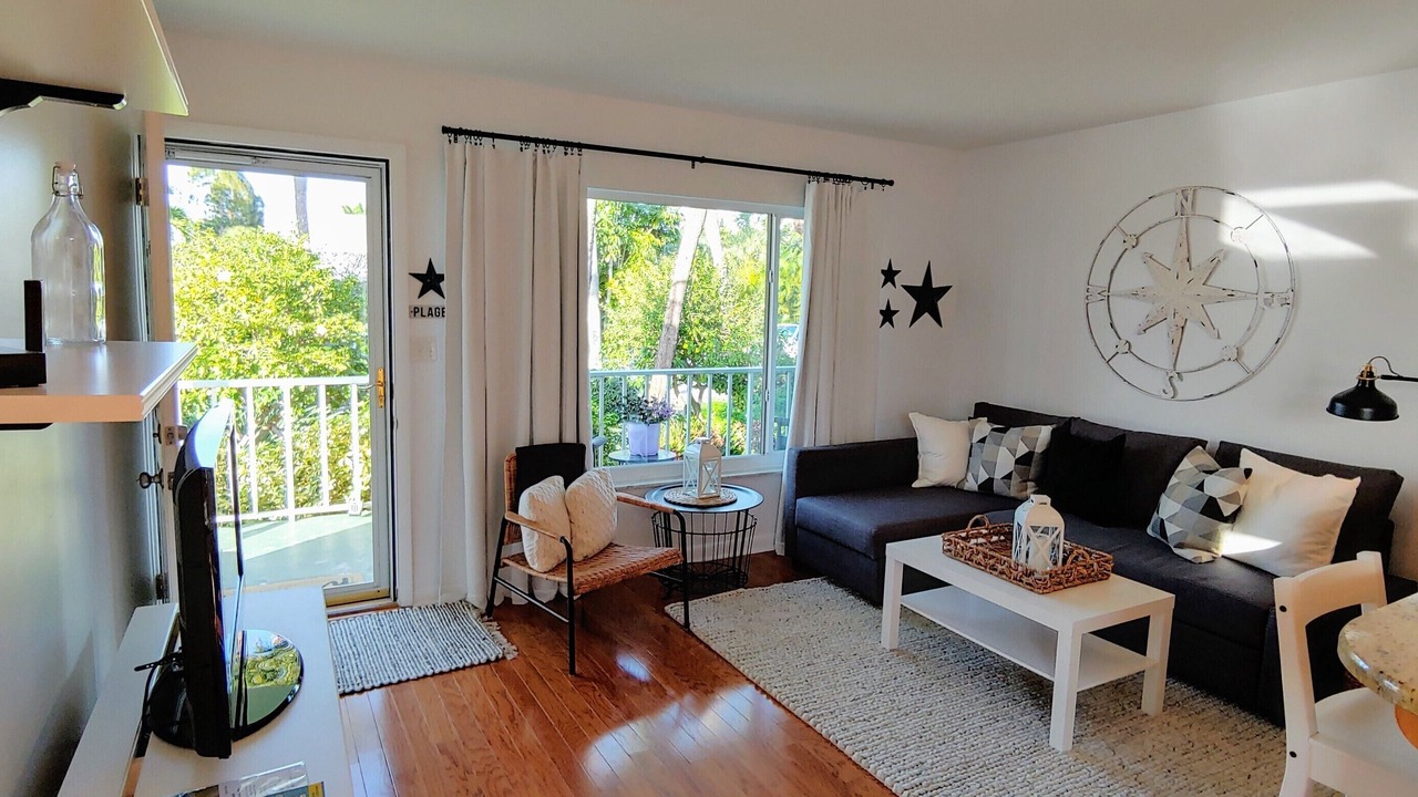 Photo of Livingroom in Pass-a-Grille