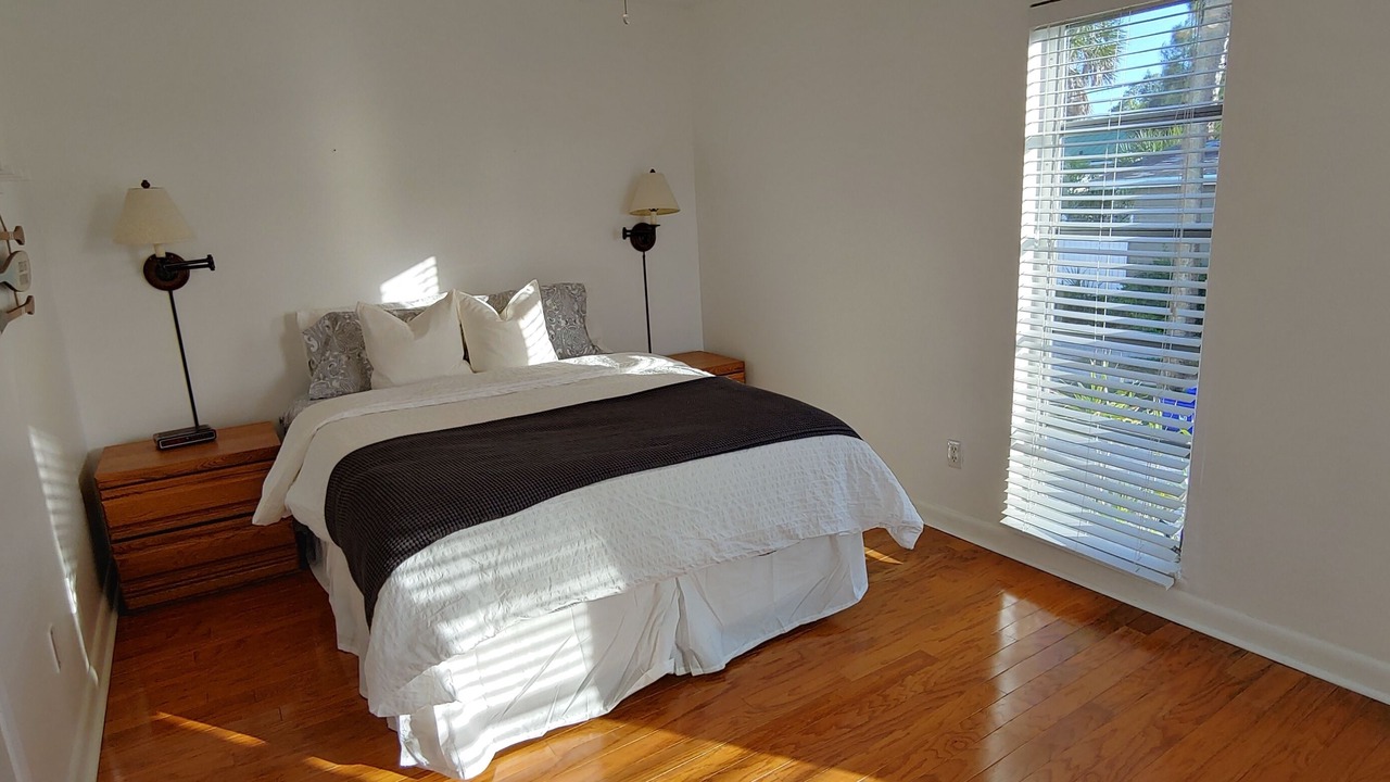 Photo of Bedroom in Pass-a-Grille