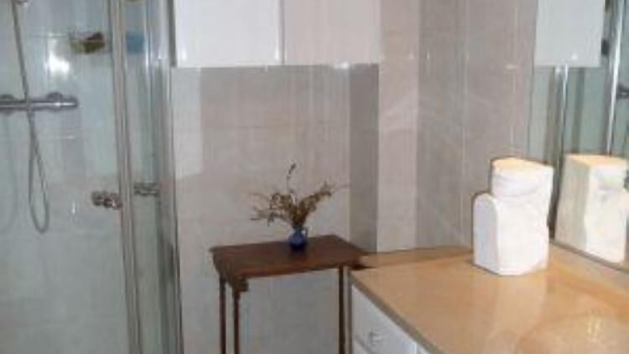 Photo of Bathroom in Quartier de Becon