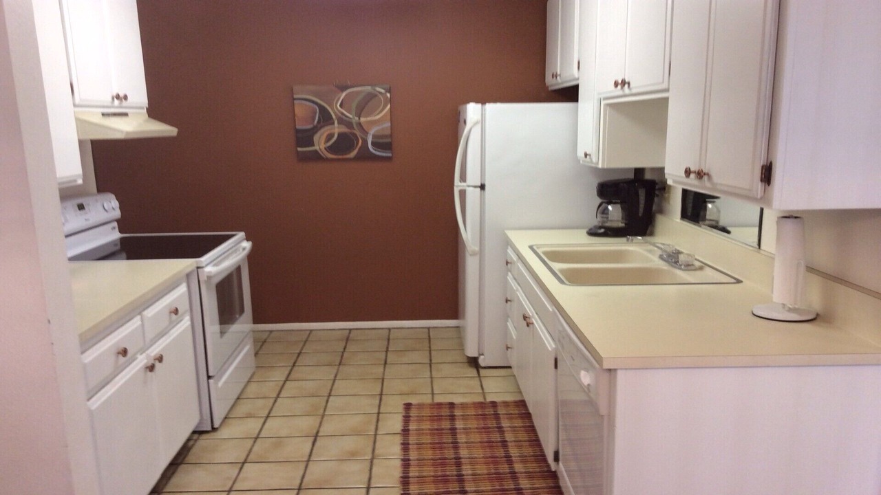 Photo of Kitchen in Camelback East