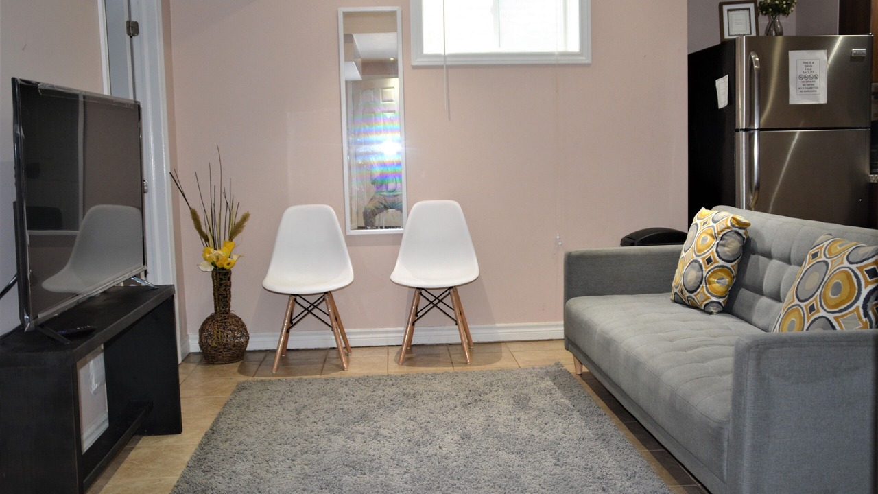 Photo of Livingroom in Caledon