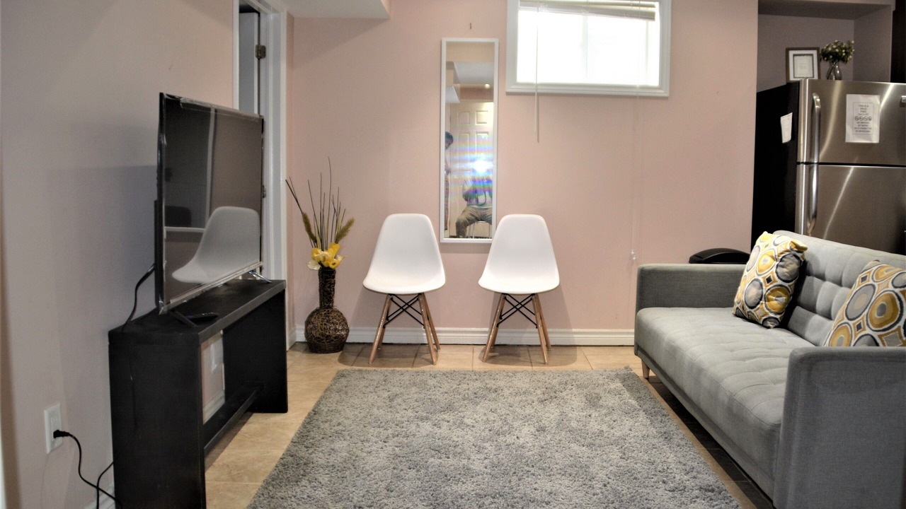 Photo of Livingroom in Caledon