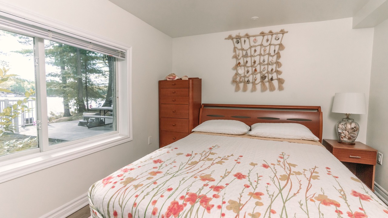 Photo of Bedroom in Georgian Bay