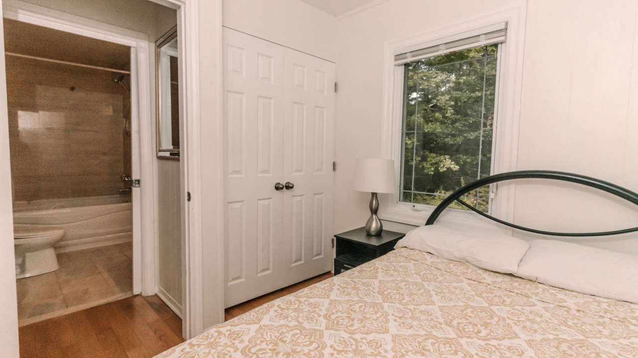 Photo of Bedroom in Georgian Bay
