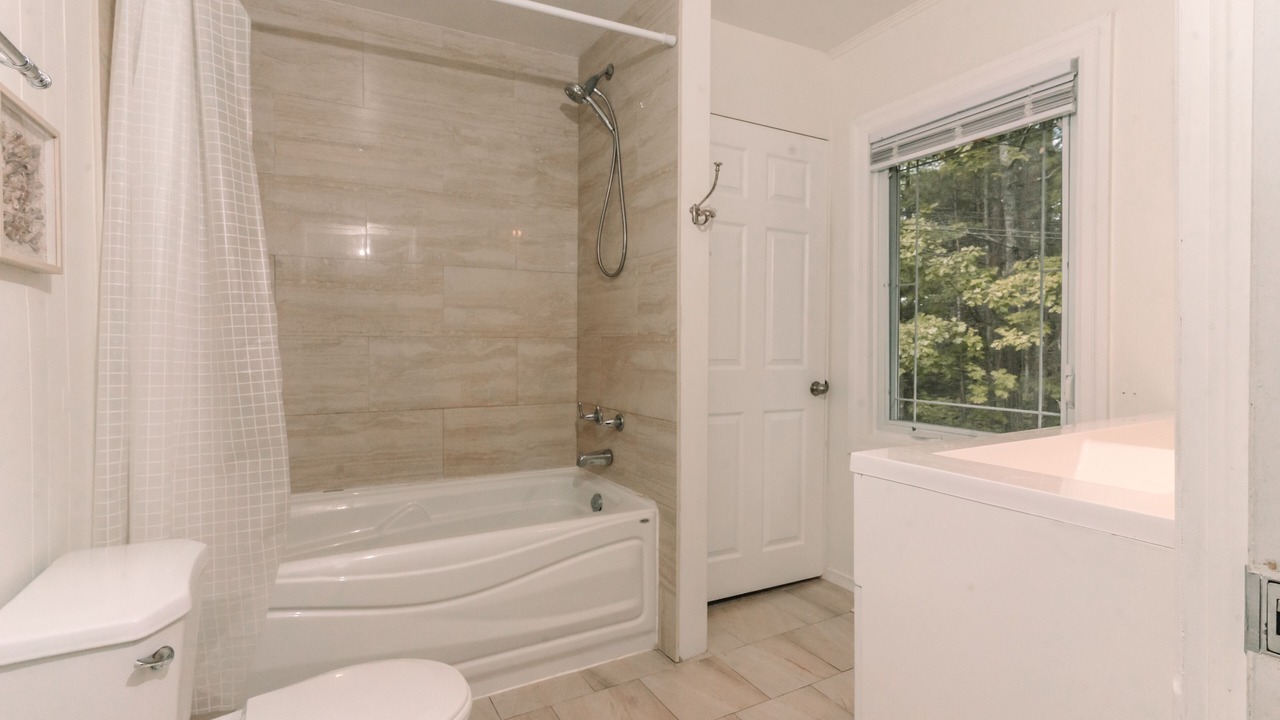 Photo of Bathroom in Georgian Bay