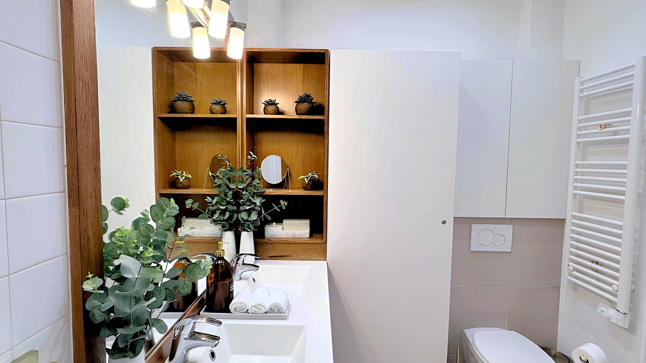 Photo of Bathroom in Saint-Merri