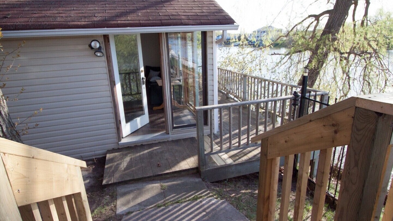 Photo of Patio Balcony in Wasaga Beach
