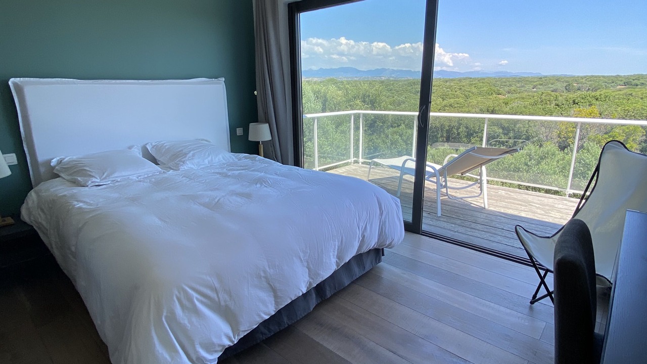 Photo of Bedroom in Bonifacio