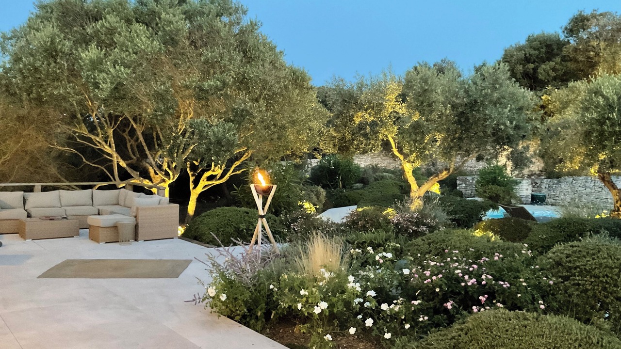 Photo of Outdoor in Bonifacio