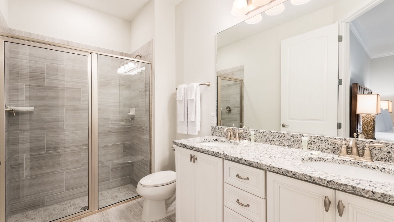 Photo of Bathroom in Reunion