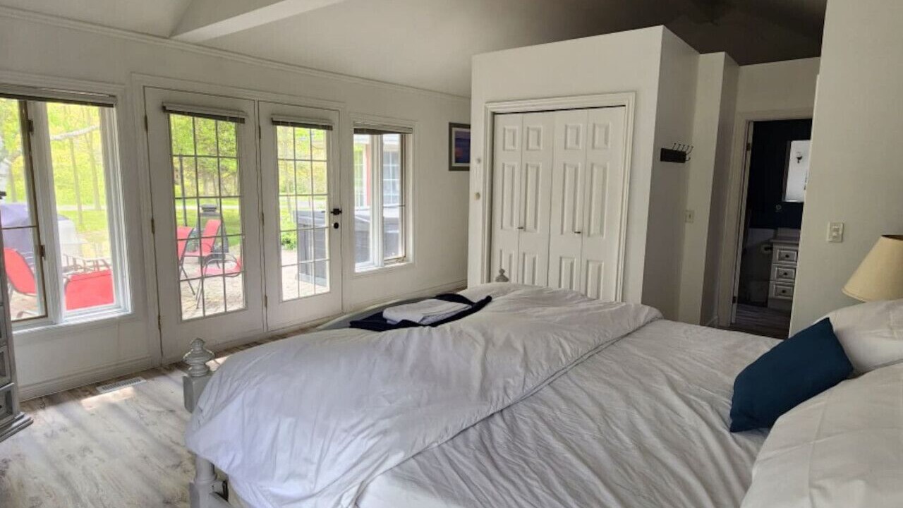 Photo of Bedroom in Picton
