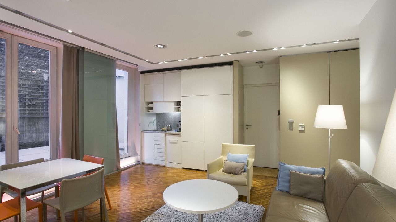 Photo of Livingroom in 8th Arrondissement