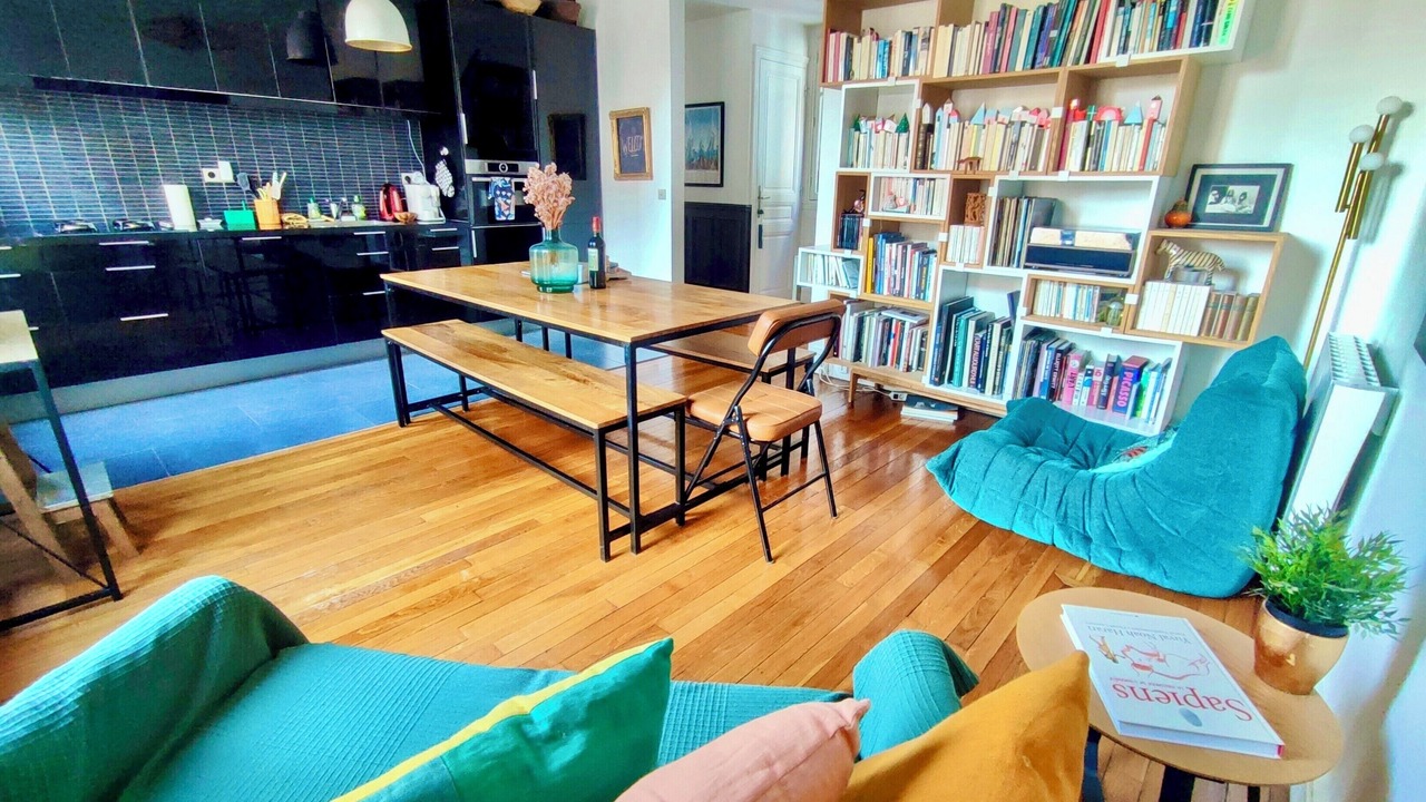 Photo of Livingroom in Quartier des Grandes-Carrieres