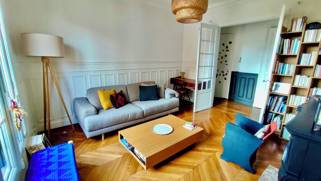 Photo of Livingroom in Quartier des Grandes-Carrieres