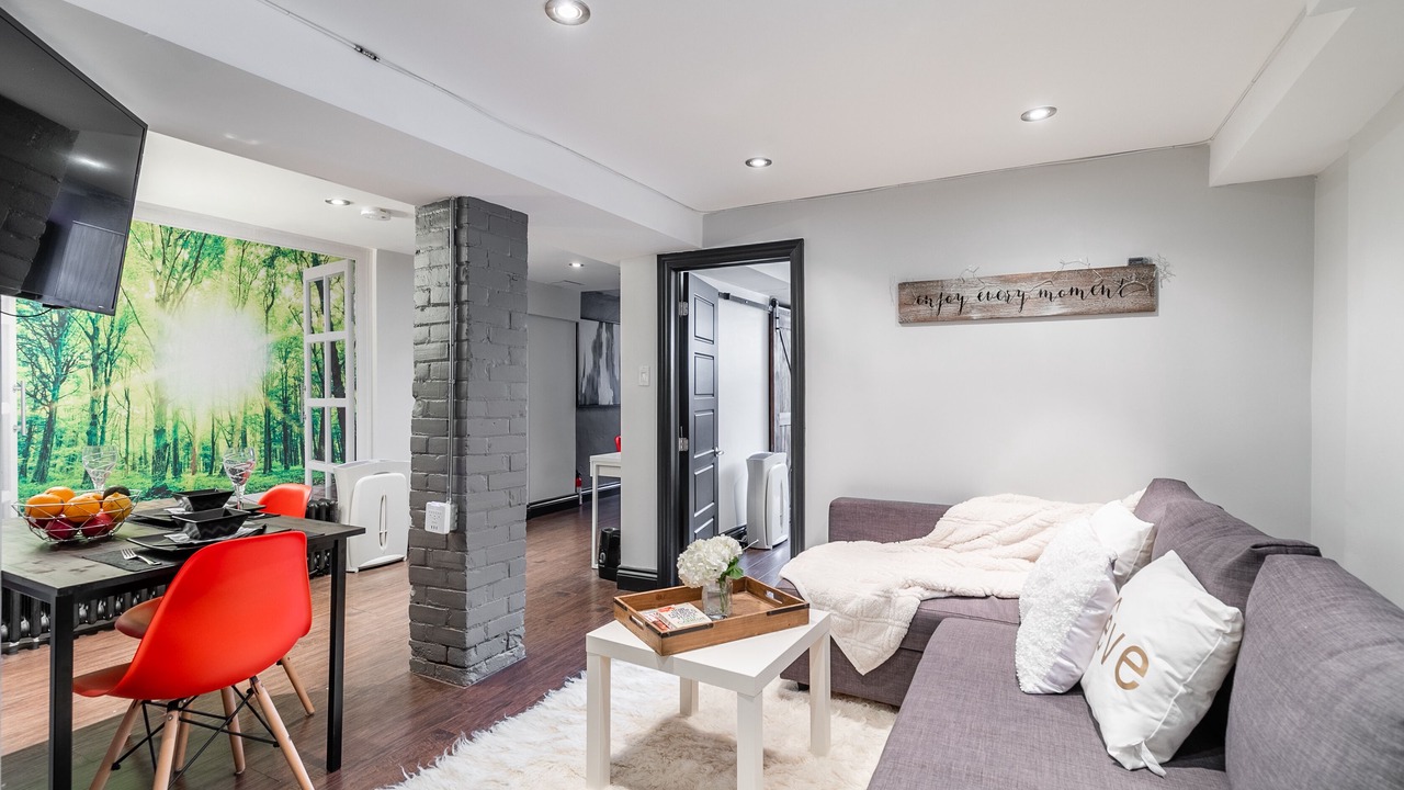Photo of Livingroom in Parkdale