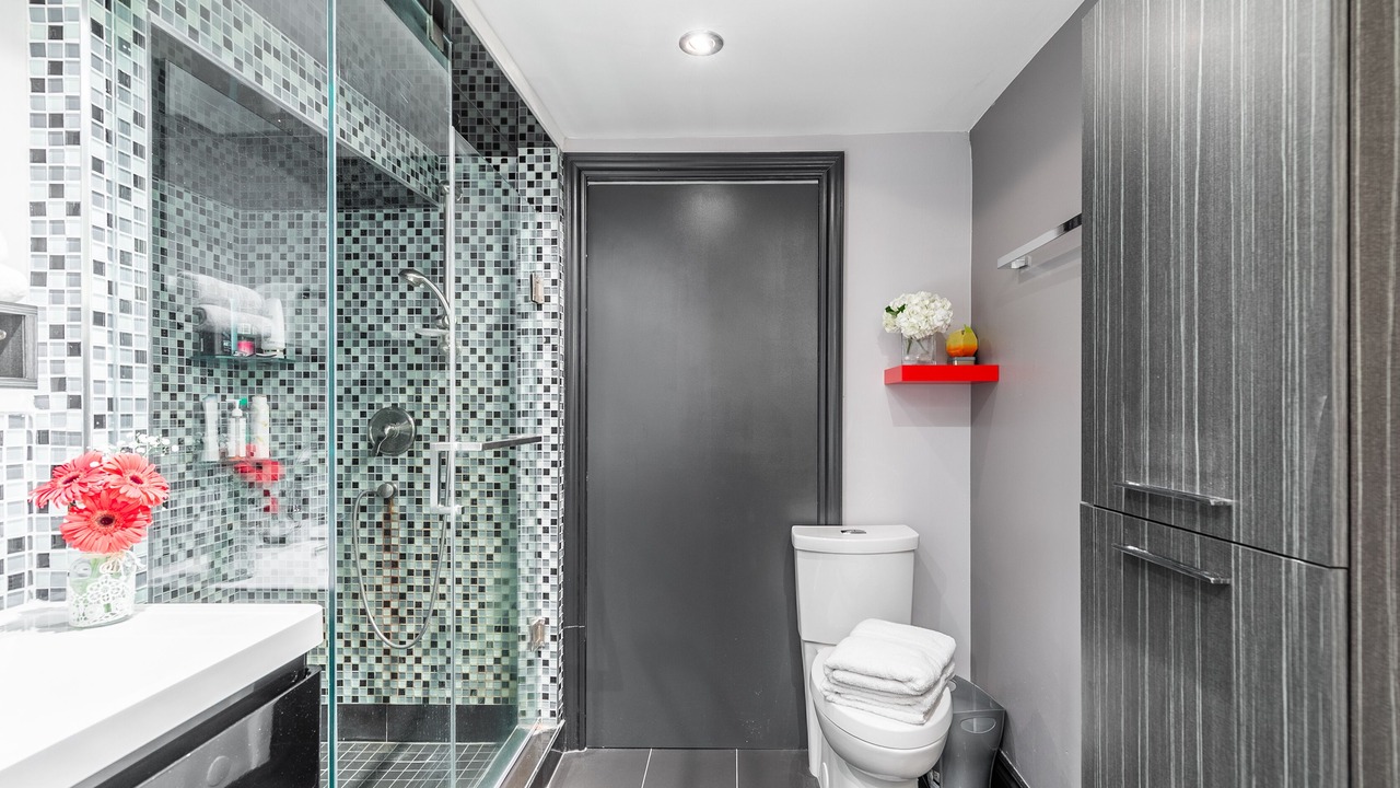 Photo of Bathroom in Parkdale