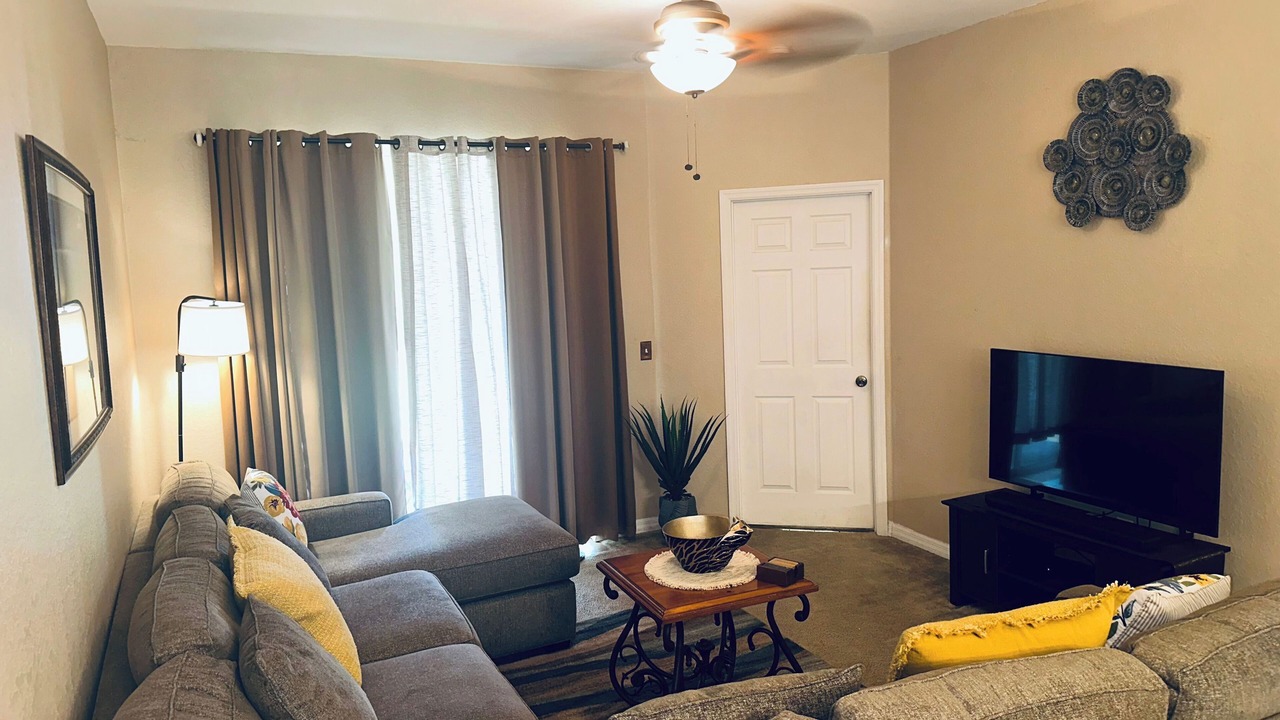 Photo of Livingroom in Haines City