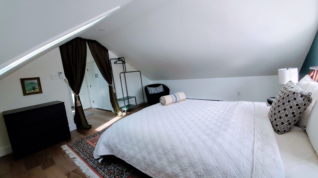 Photo of Bedroom in Bloomfield