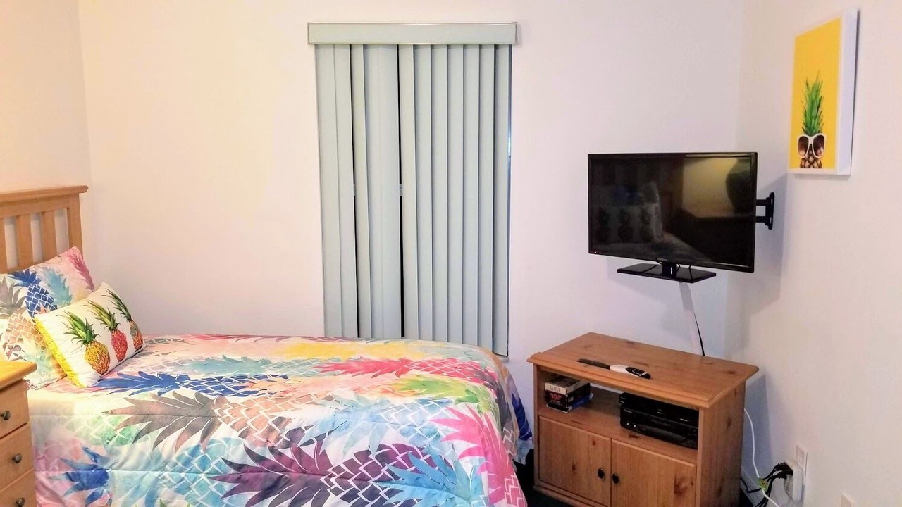 Photo of Bedroom in Florida Pines