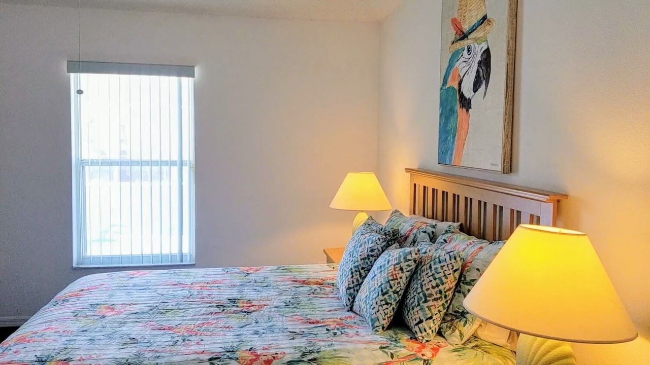 Photo of Bedroom in Florida Pines