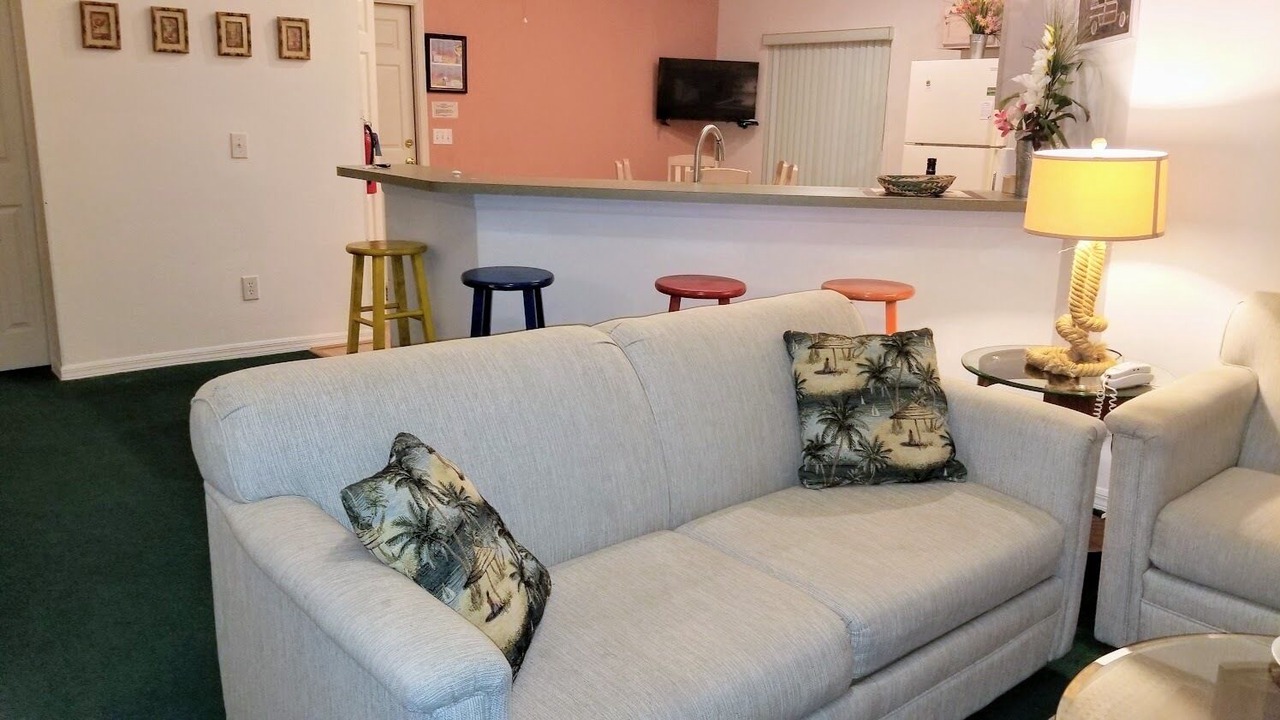 Photo of Livingroom in Florida Pines