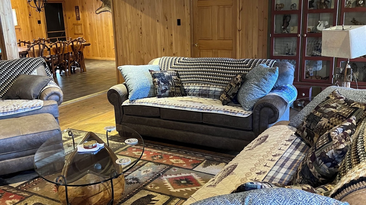 Photo of Livingroom in Munson