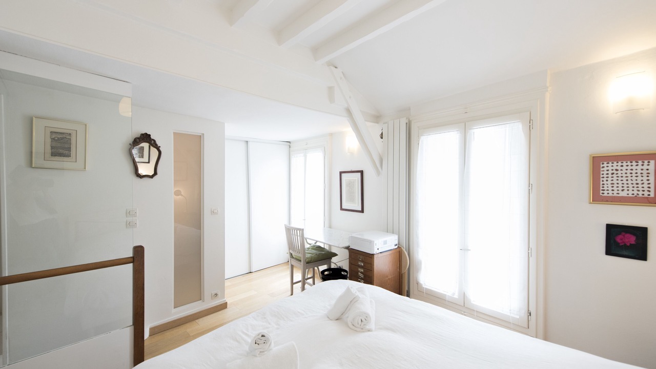 Photo of Bedroom in Batignolles