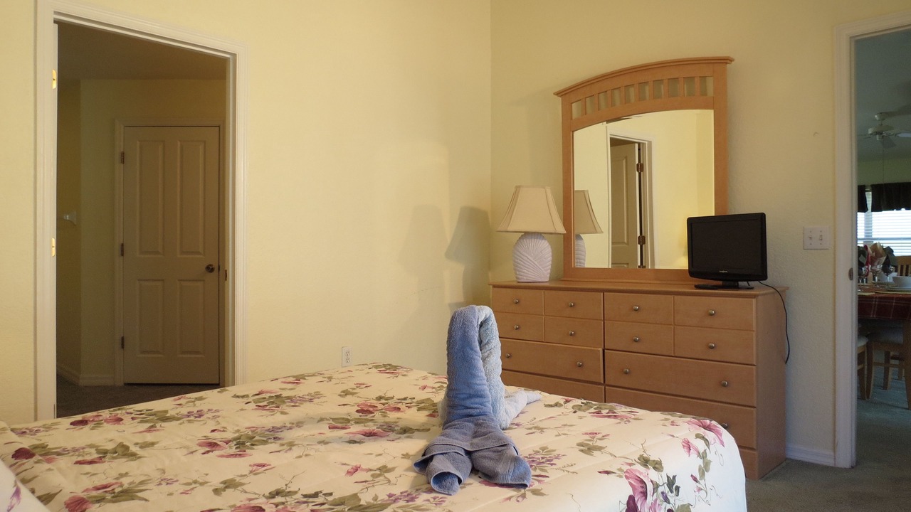 Photo of Bedroom in Lindfields