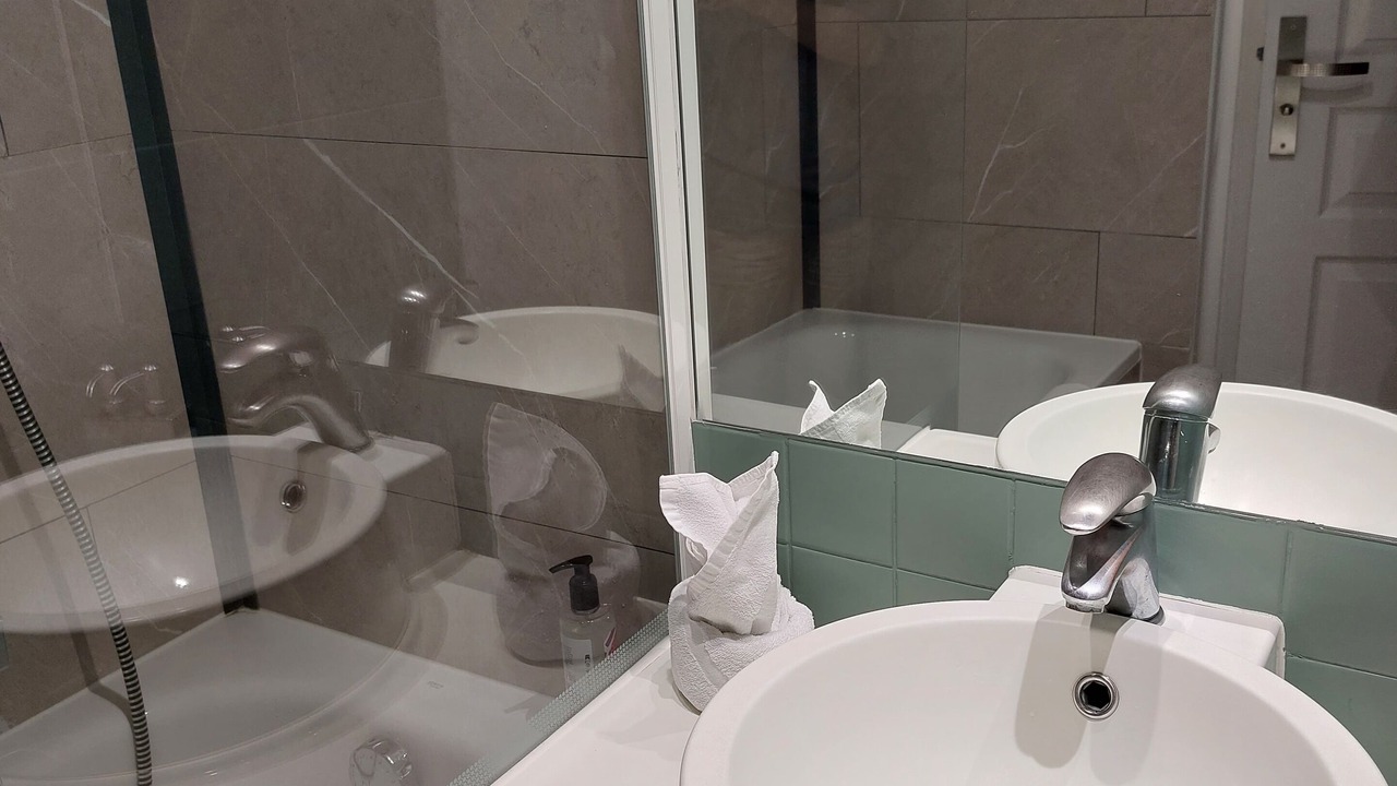 Photo of Bathroom in Serris