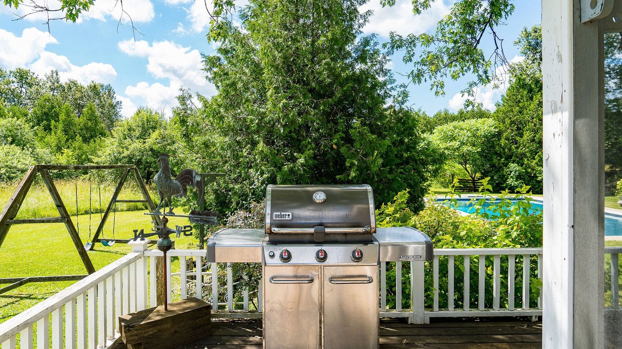 Photo of Outdoor in Grey Highlands