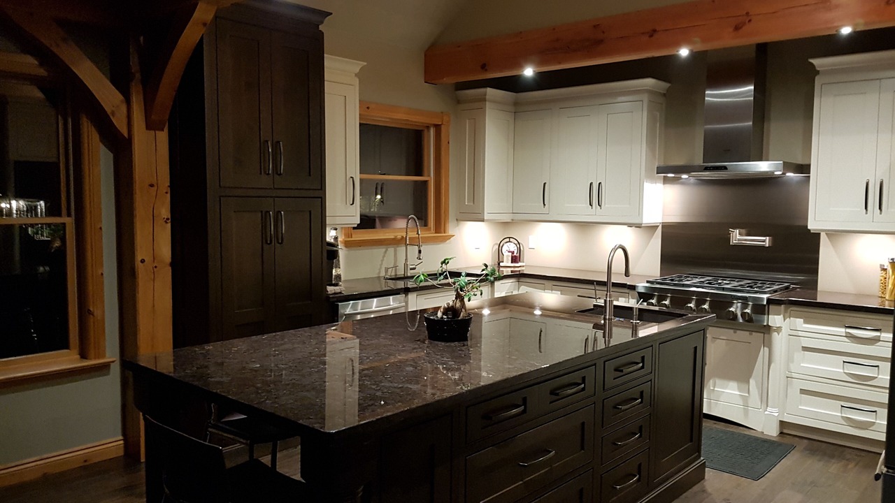 Photo of Kitchen in Oro Station