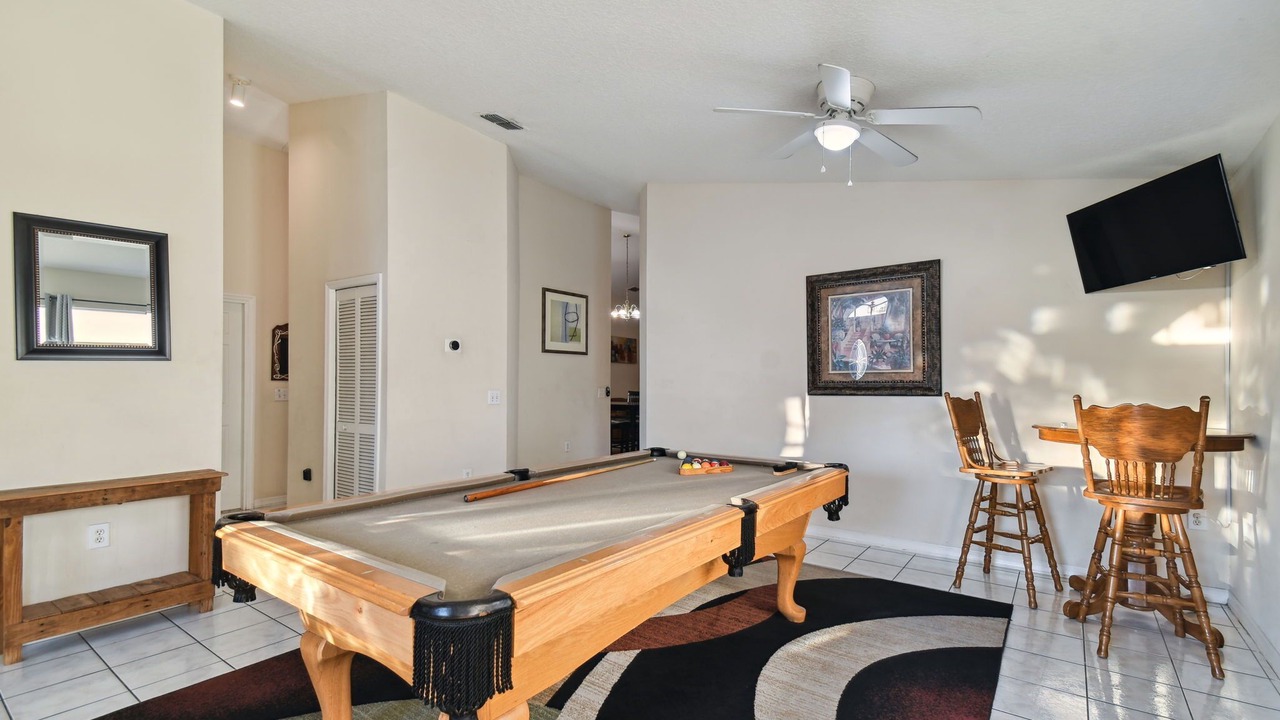 Photo of Bedroom in Town 'n' Country