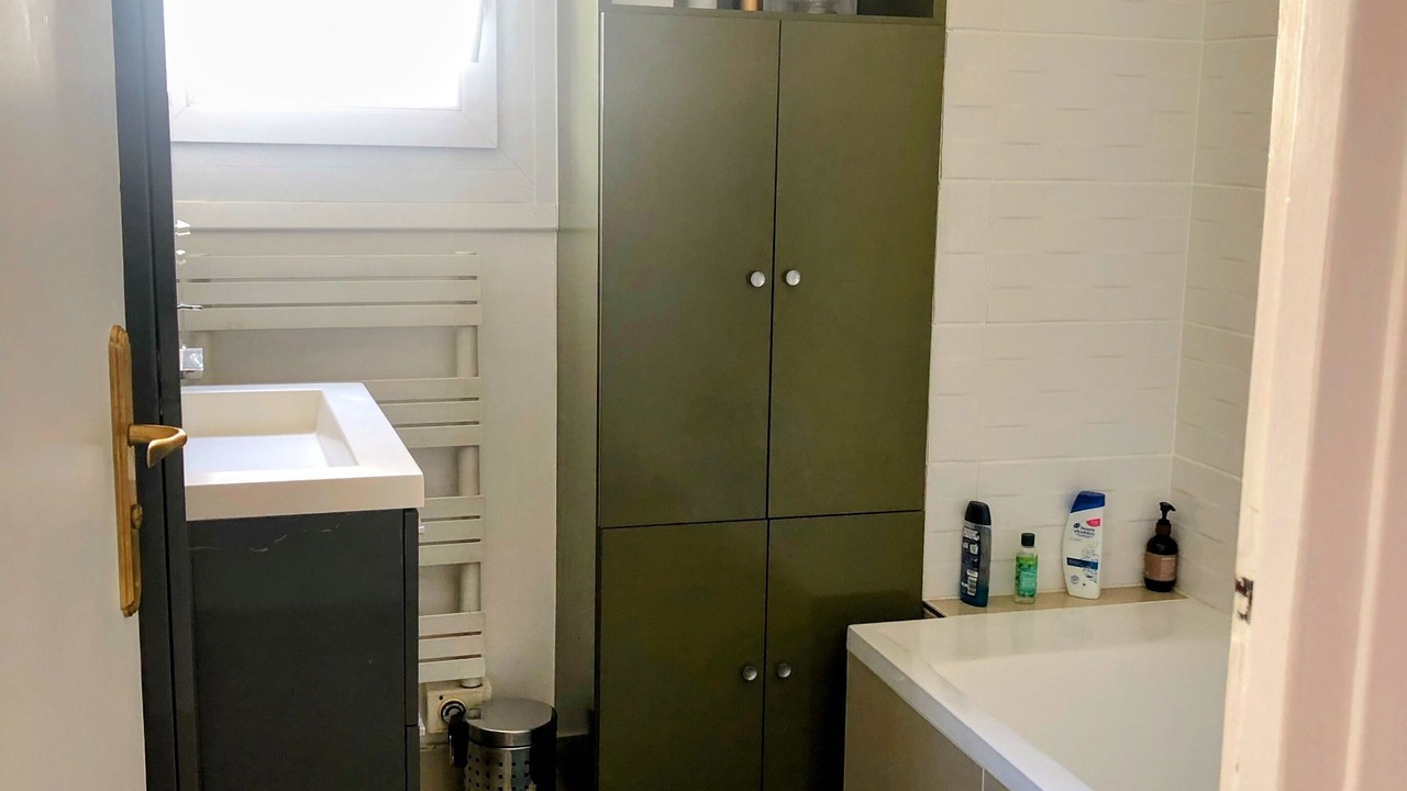 Photo of Bathroom in Chelles