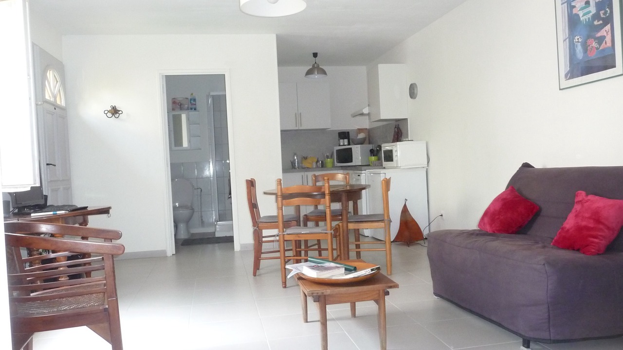 Photo of Livingroom in Adamville
