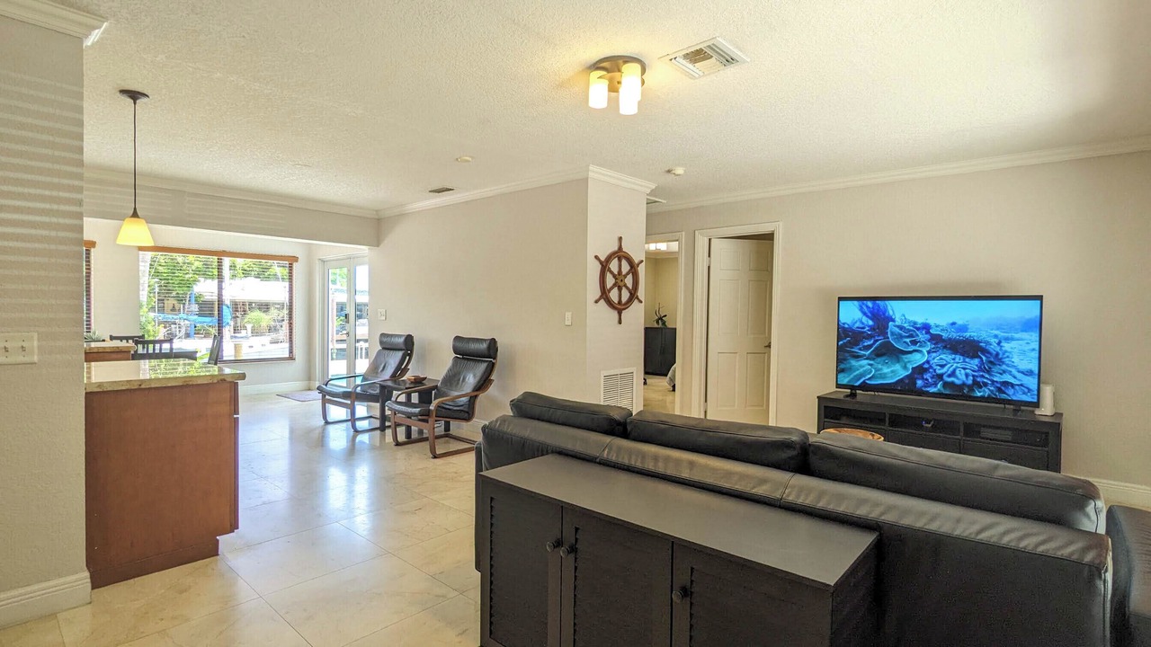 Photo of Livingroom in Pompano Isles