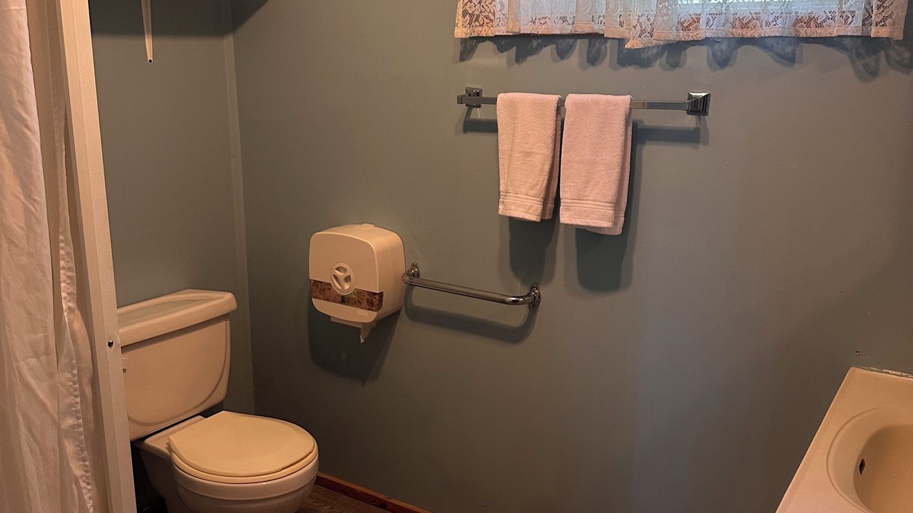 Photo of Bathroom in Kenora