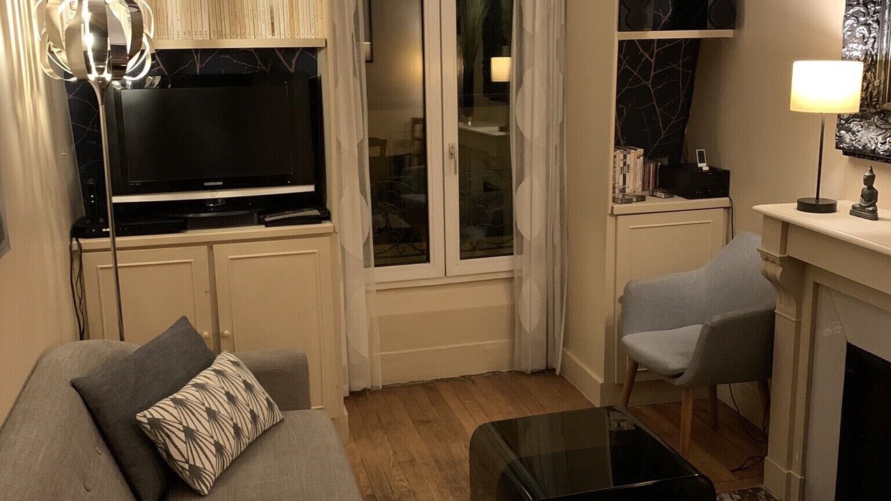 Photo of Livingroom in 18th Arrondissement