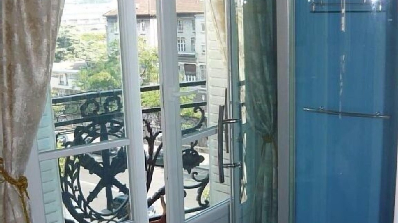 Photo of Bathroom in Quartier de la Salpetriere