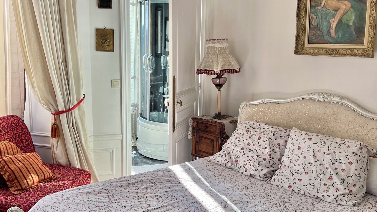 Photo of Bedroom in Quartier de la Salpetriere