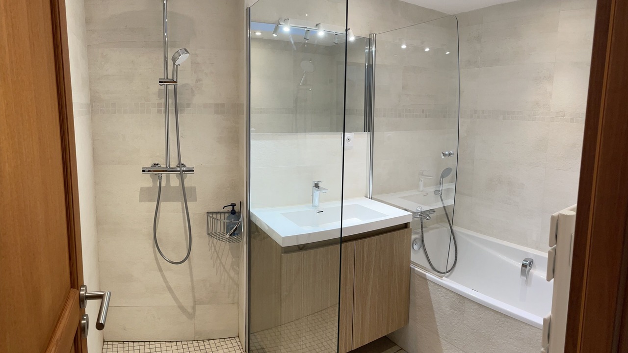 Photo of Bathroom in Montevrain