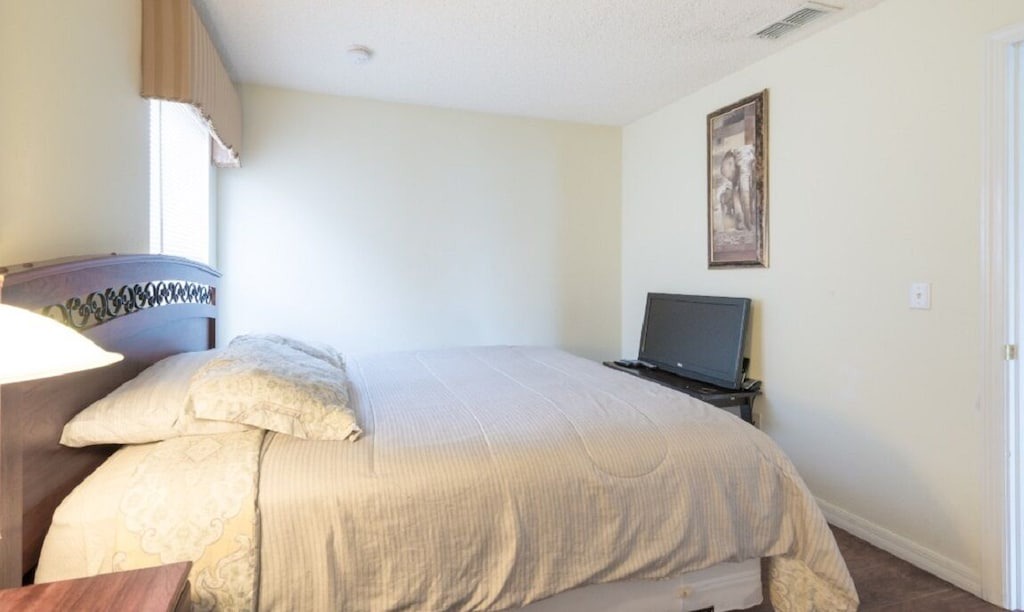 Photo of Bedroom in Seasons