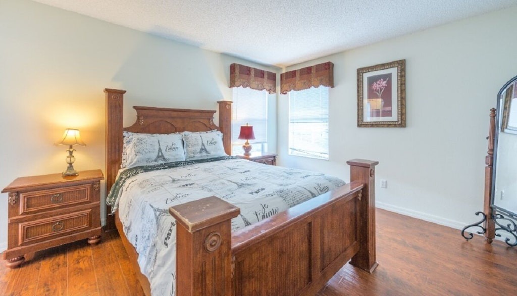 Photo of Bedroom in Seasons