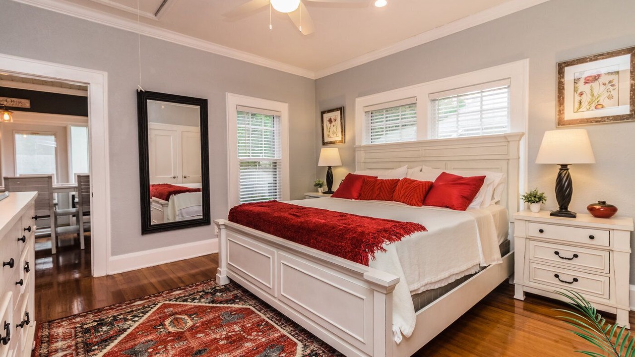 Photo of Bedroom in East Lake Morton